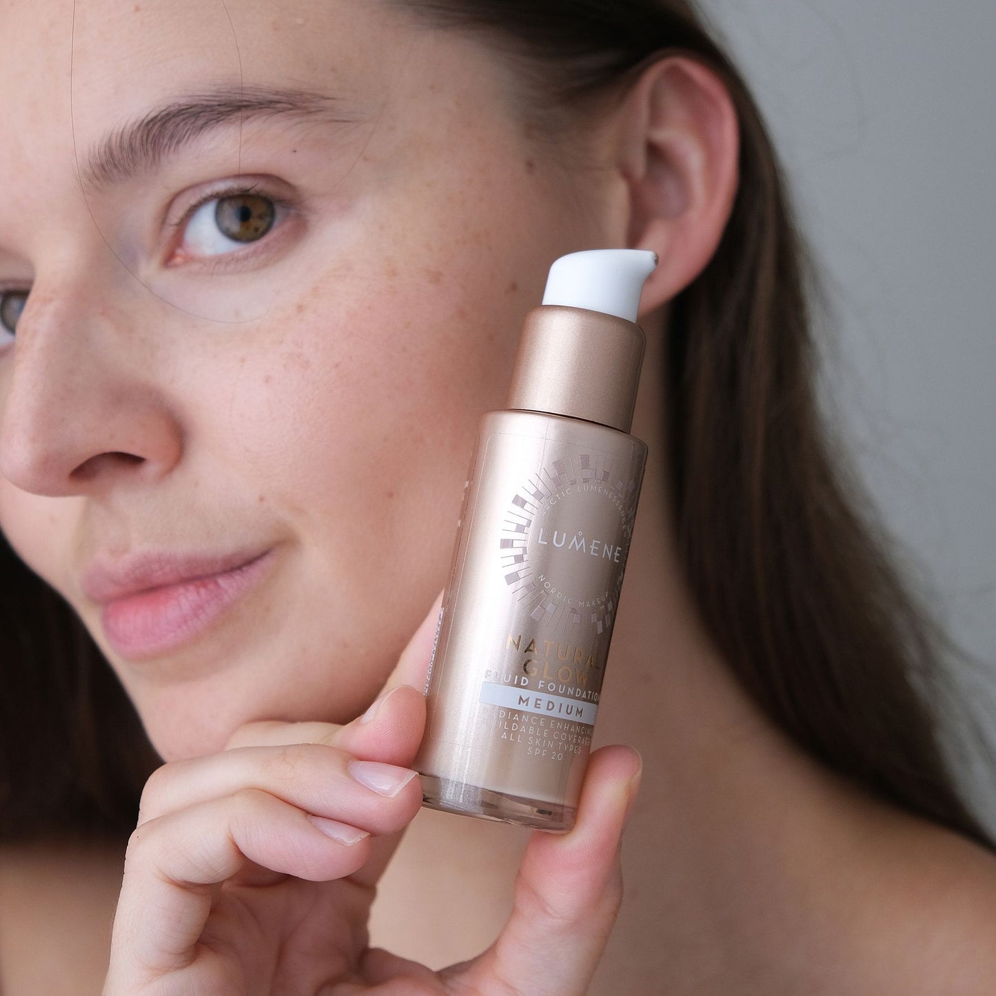 Lumene Natural Glow Fluid Foundation Medium 2 30 ml - Avoriell